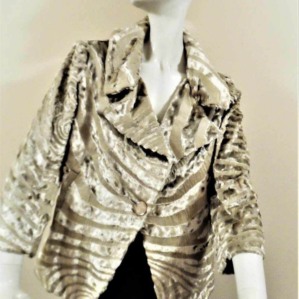 SIMON CHANG  NEW WITH TAG  CHIC SHORT COATS  VIS/COT/MODAL